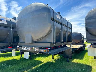 Demco LIQUID TENDER Trailer