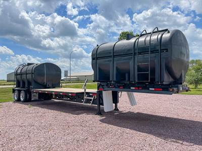 Demco LIQUID TENDER Trailer