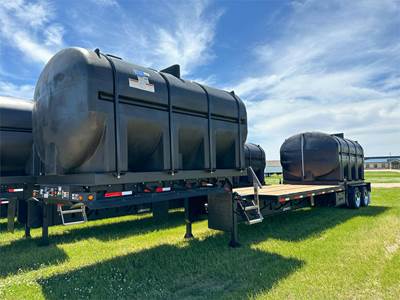 Demco LIQUID TENDER Trailer
