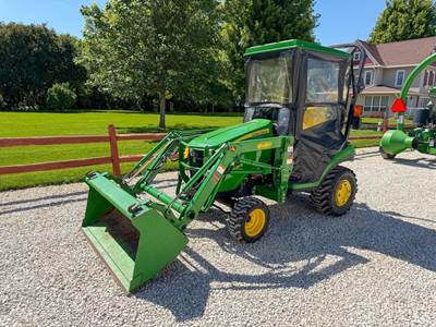 John Deere 1025R Tractor