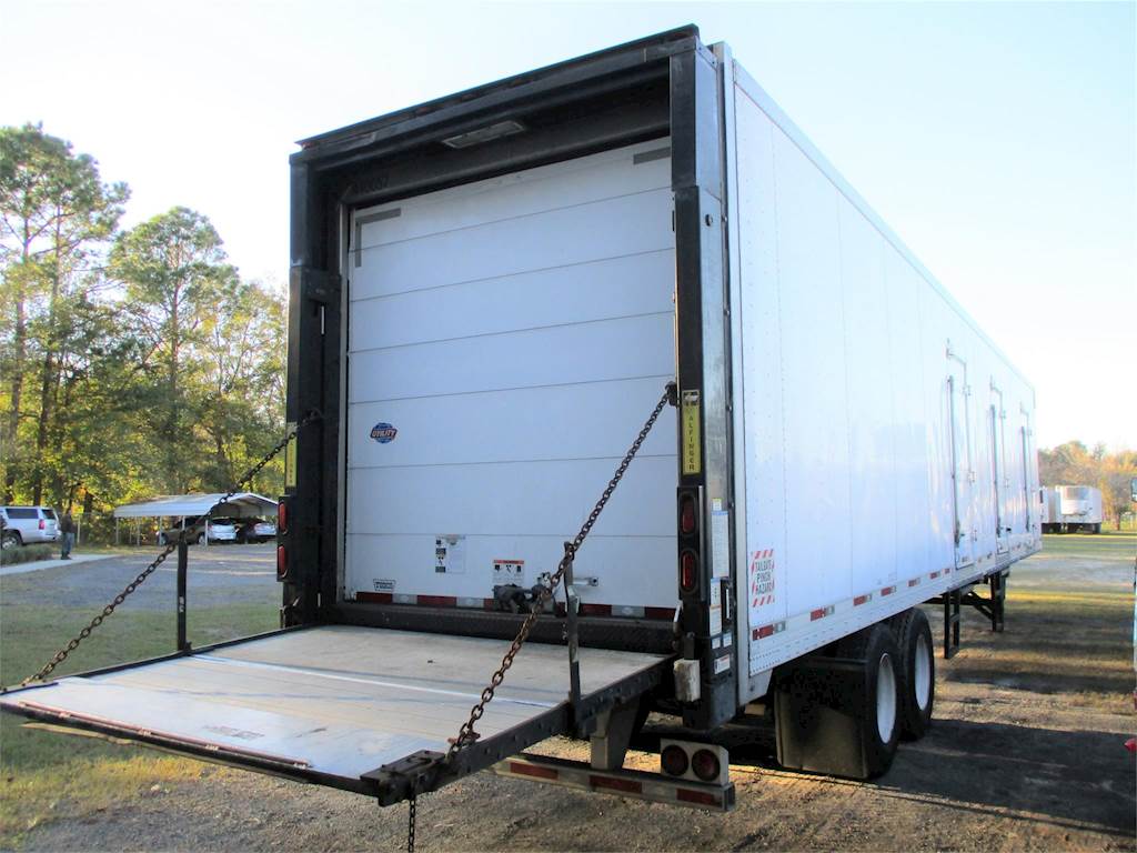 2012 UTILITY 48 ft Reefer Trailer Sliding Axle, Roll up Door