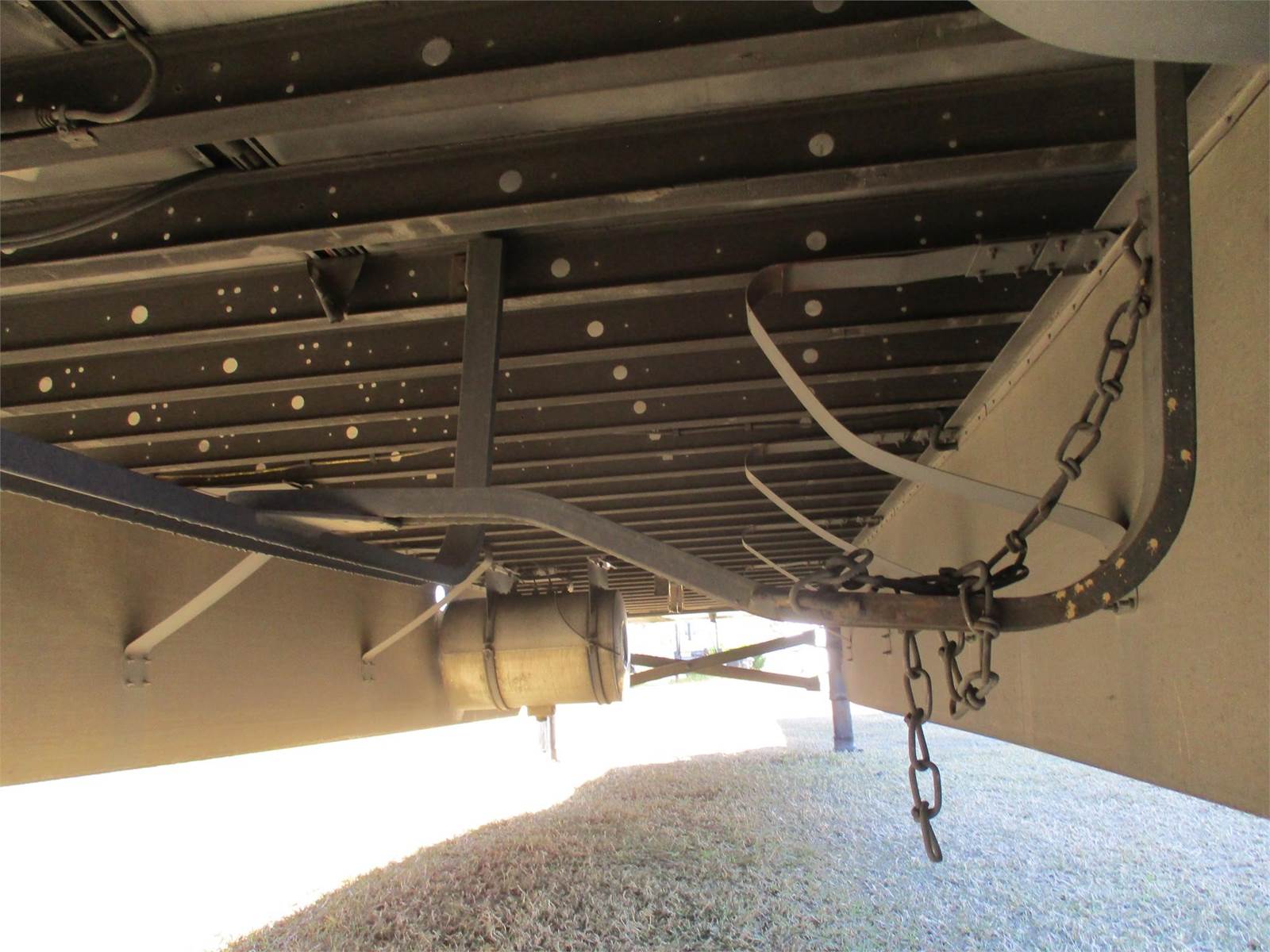 2015 UTILITY 53 ft Reefer Trailer Fixed Axle, Swing Door, Carrier For