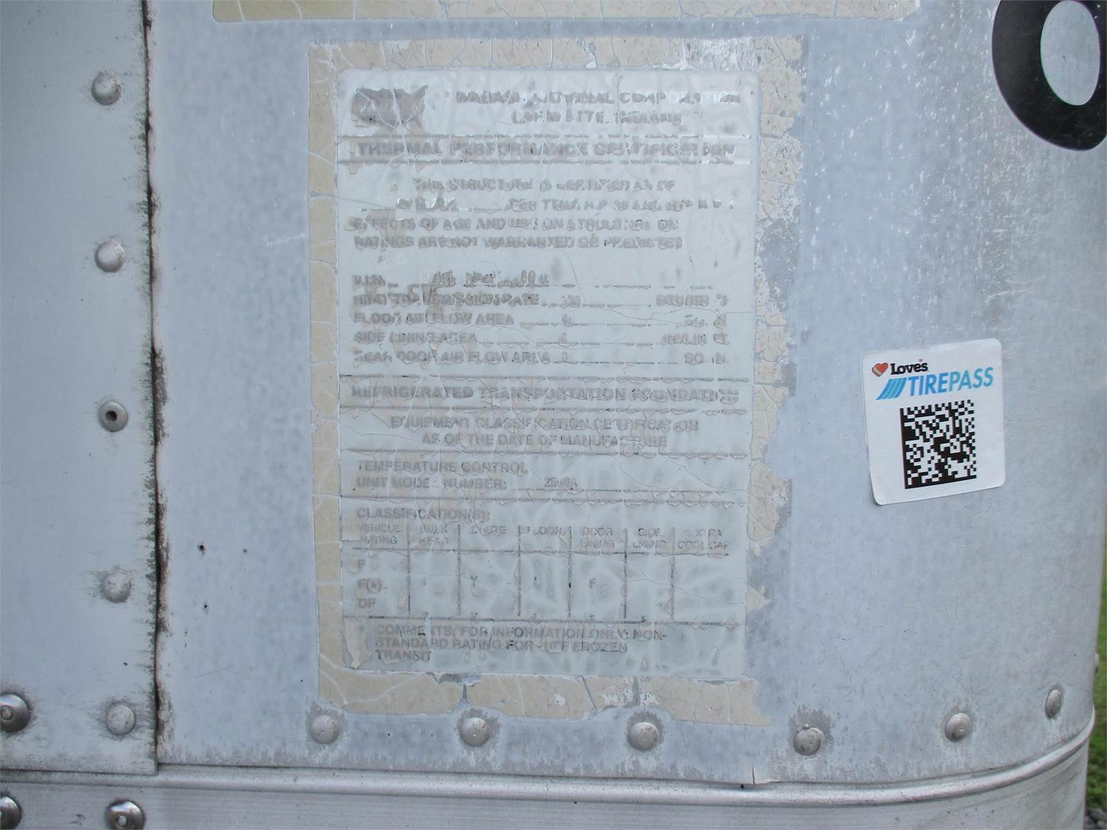 2009 Wabash 53 ft Reefer Trailer Fixed Axle, Swing Door, Carrier For