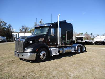Peterbilt 579 Sleeper Semi Truck - Mid Roof Sleeper, Cummins 450HP, 13 Speed Manual