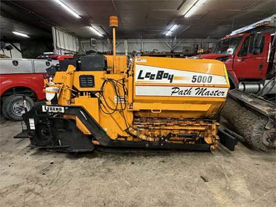 2011 LeeBoy 5000 Asphalt Paver