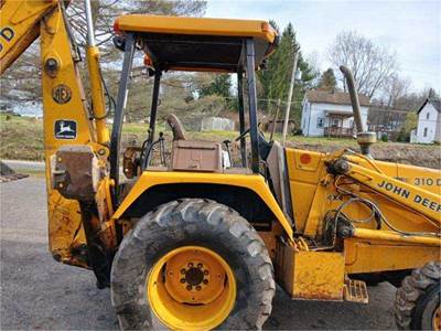 John Deere 310 Backhoe