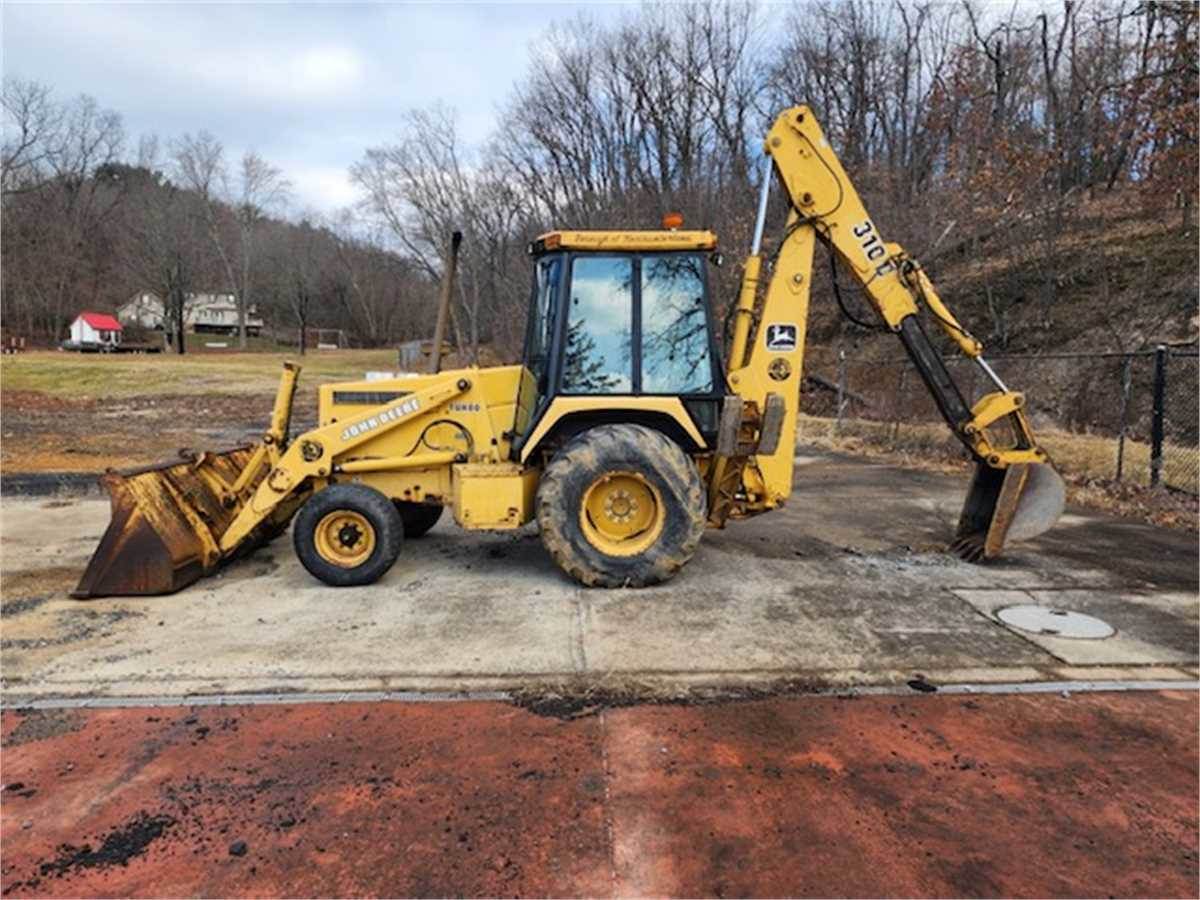 1991 John Deere 310D Backhoe For Sale, 5,031 Hours Northumberland, PA