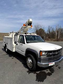 1999 Chevrolet C/K 3500 Series Bucket Truck