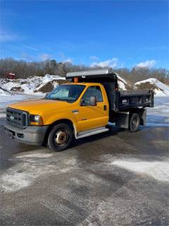 2007 Ford F-350 XL Super Duty 4x2 with Dump Body