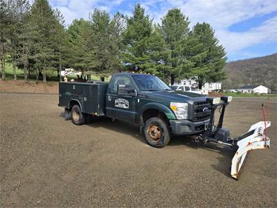 2011 Ford F-350 4x4 Dump Truck