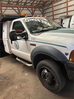 2006 Ford F-450 Dump Truck