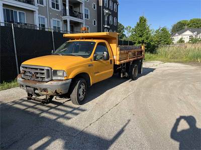 2002 Ford F-450 Dump Truck