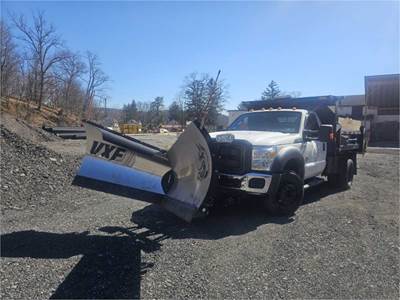 2015 Ford F-550 Super Duty Dump Truck
