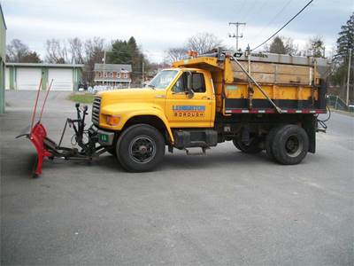 1995 Ford F-800 Dump Truck