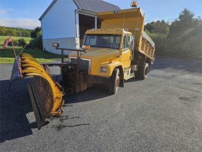 2002 Freightliner FL80 Dump Truck