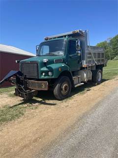 2010 Freightliner M2 106 Dump Truck