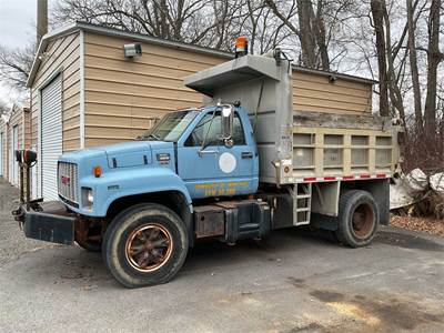 1998 GMC 8500 Dump Truck