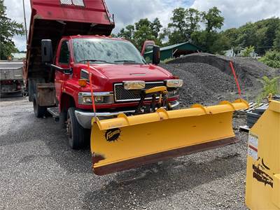 2005 GMC C4 Dump Truck