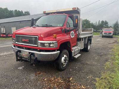 2009 GMC C5500 Dump Truck