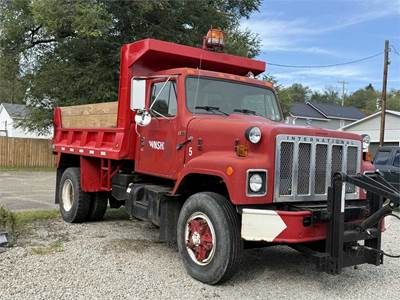 1986 International 2554 Dump Truck