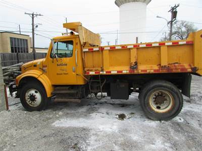 1999 International 4700 Dump Truck T444E