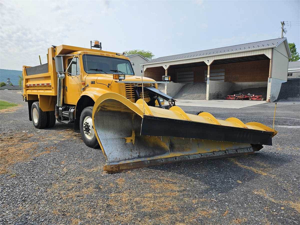 1999 International 4800 Dump Truck Snow Plow For Sale, 69,820 Miles
