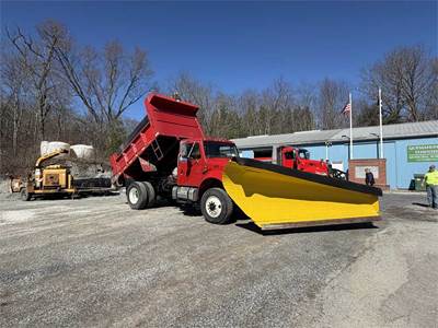 2001 International 4800 Dump Truck