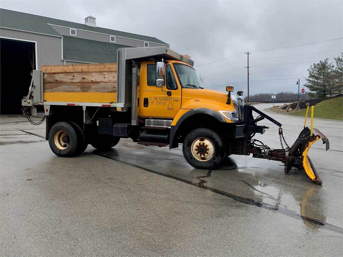 2006 International 7400 SFA Dump Truck Snow Plow For Sale Wexford