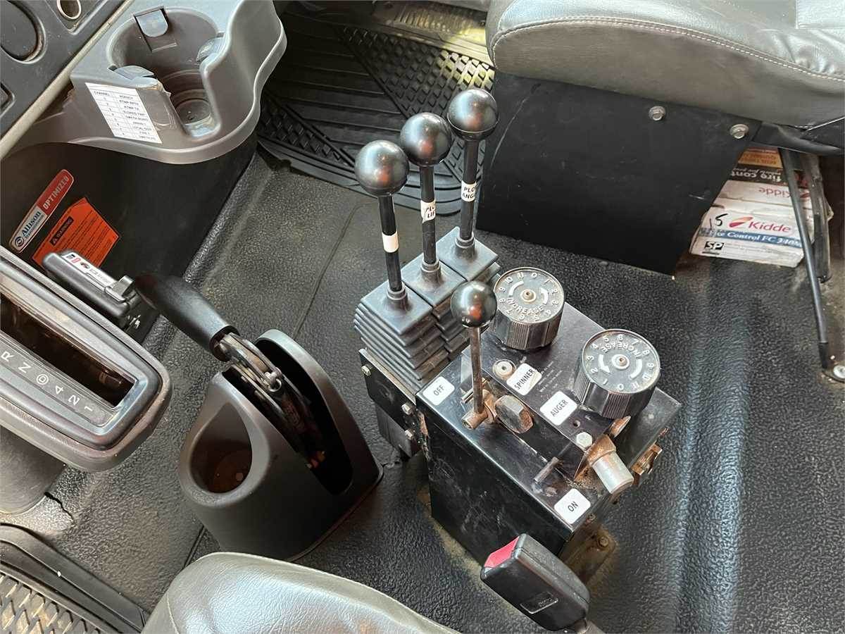 2015 International TerraStar Dump Truck Snow Plow For Sale, 61,901