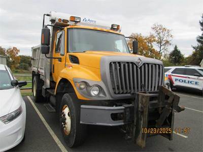 2009 International WorkStar 7400 Dump Truck