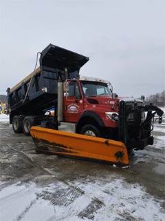 2016 International WorkStar 7600 Dump Truck