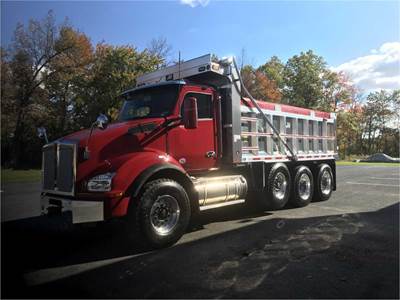 2018 Kenworth T880 Dump Truck