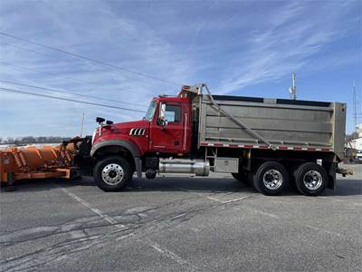 2008 Mack Granite Dump Truck