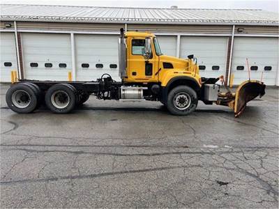 2006 Mack Granite CV713 Dump Truck