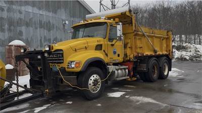 2005 Mack Granite CV713 Dump Truck