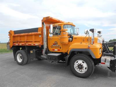 1998 Mack RD688P Dump Truck