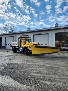 2002 Mack RD690P Dump Truck