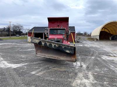 1999 Peterbilt 330 Dump Truck