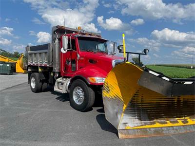 2005 Peterbilt 335 Plow/Dump Truck