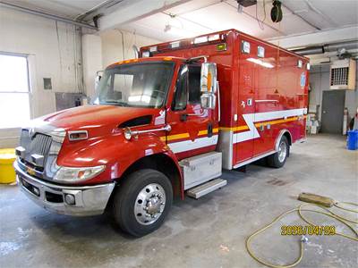 2014 International DuraStar 4300 - Road Rescue Ultramedic