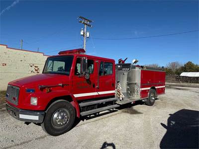 1999 Freightliner FL70 Toyne Pumper
