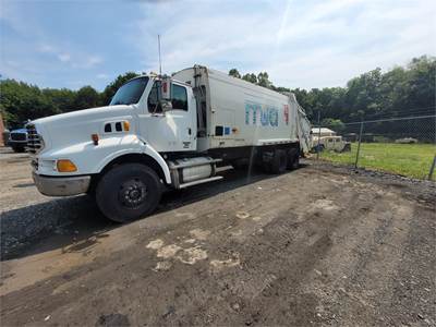 2005 Sterling L9500 Side Load Garbage Truck