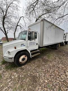 2001 Freightliner FL70 with Liftgate