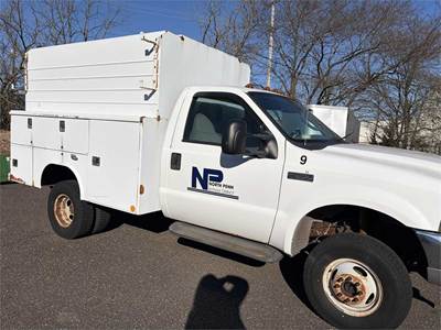 2004 Ford F350 Utility Body