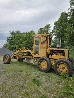 1952 Caterpillar Model 12 Motor Grader