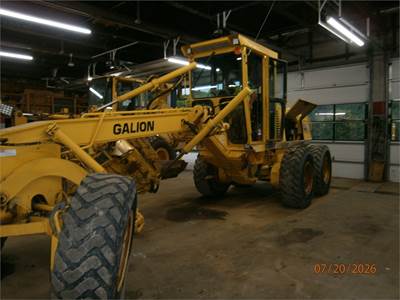 1997 Galion 870C 6-Wheel Drive Grader