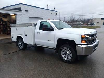 2017 Chevrolet 3500 HD WT 4x4 Reg Cab with Service Body
