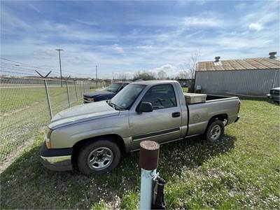 2003 Chevrolet Silverado 1500 Truck