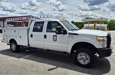 2015 Ford F-250 Utility Truck