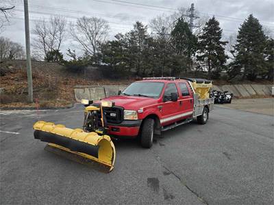 2005 Ford F-350 Truck